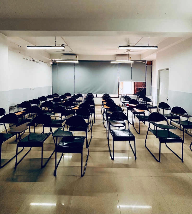 Individual seating system for enhanced focus